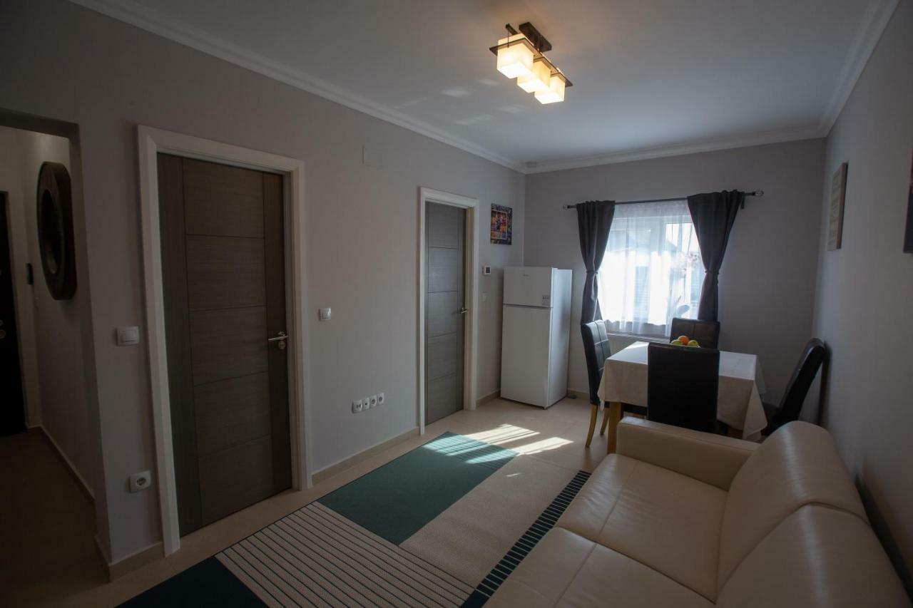Apartament Saguna Sinnicolau Mare Exterior photo