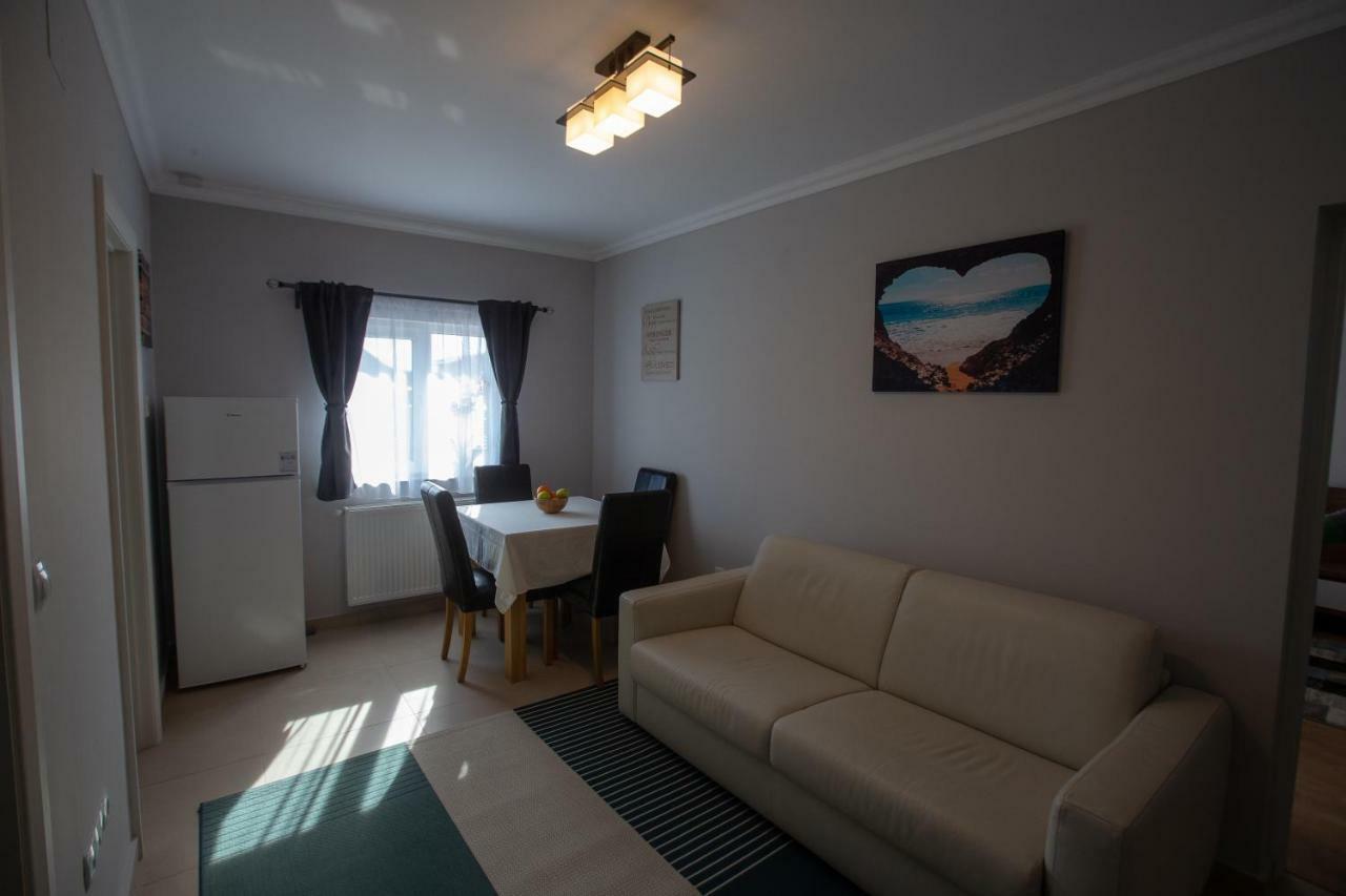 Apartament Saguna Sinnicolau Mare Exterior photo